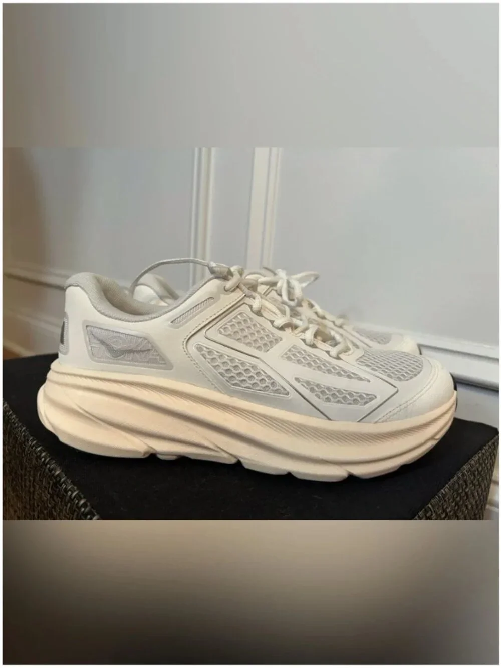 NEW HOKA Clifton One9 Sneakers White athletic shoes women’s size 9 New, no box